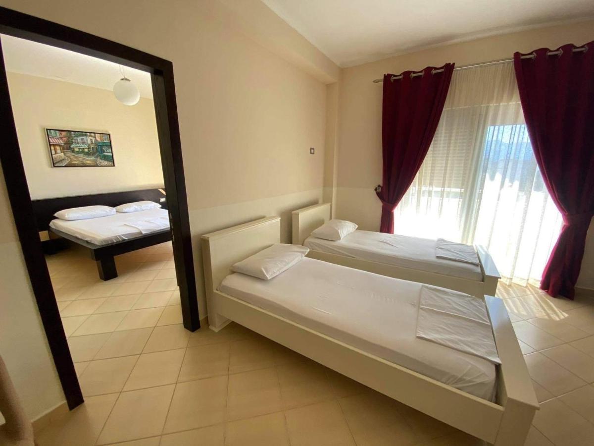 La Luna Hotel Ksamil Eksteriør billede