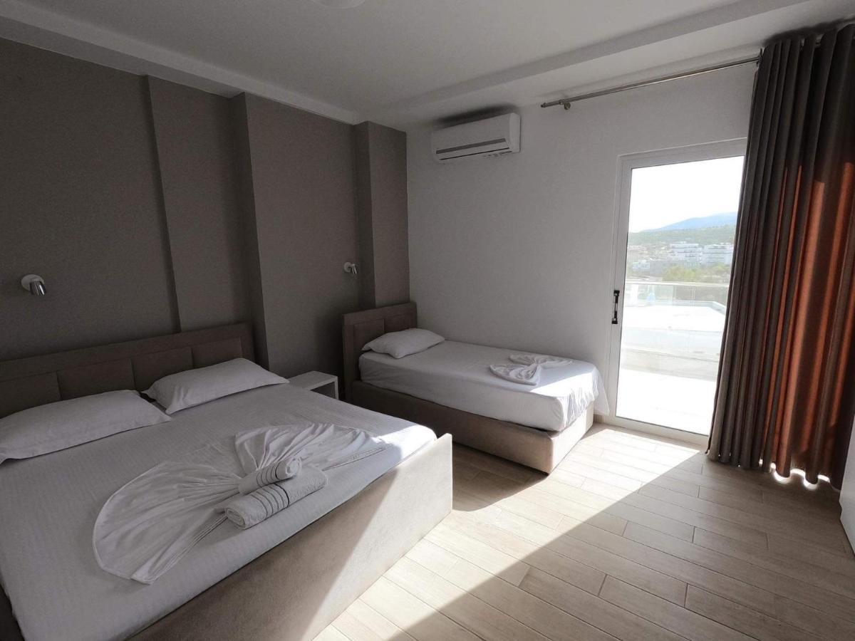 La Luna Hotel Ksamil Eksteriør billede
